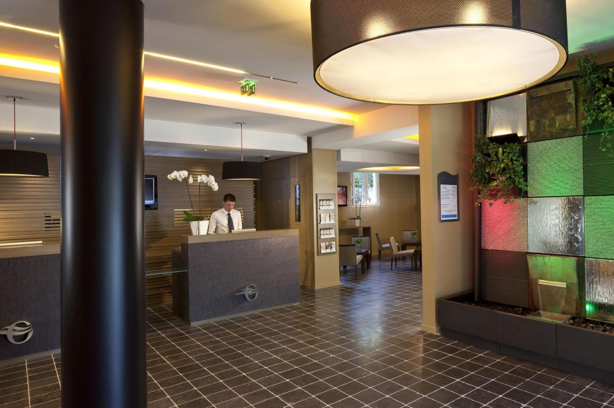 Escale Oceania Aix-En-Provence Hotel Exterior photo